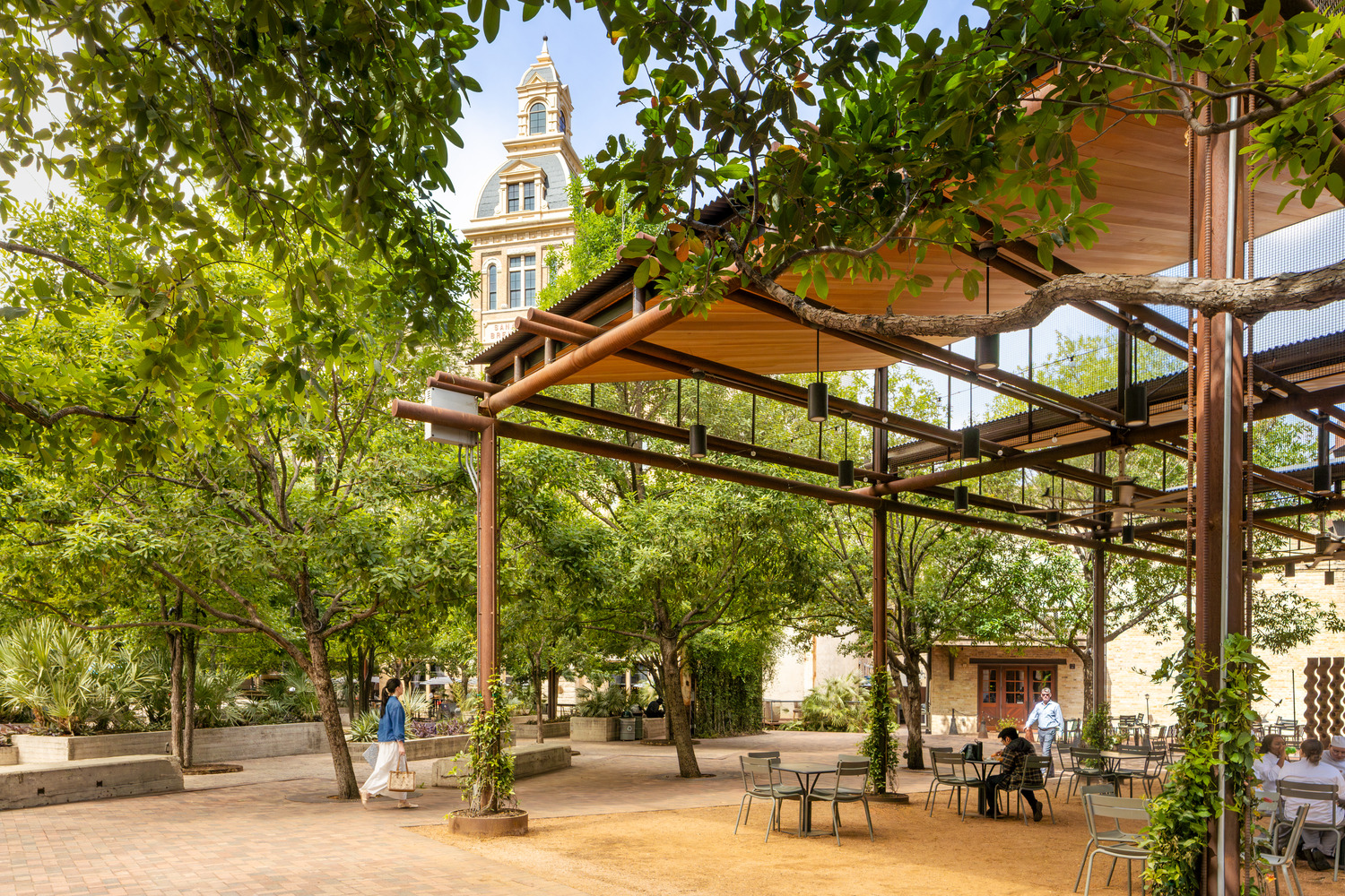 Pearl Culinary Plaza Shade Structure
